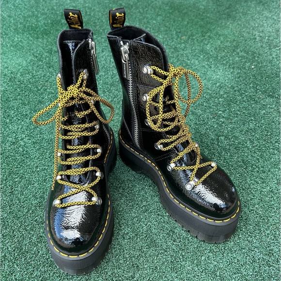 NWT Dr. Martens Ghilana Max Quad Platform Boot Distressed Patent Leather Black 6 - Picture 6 of 16